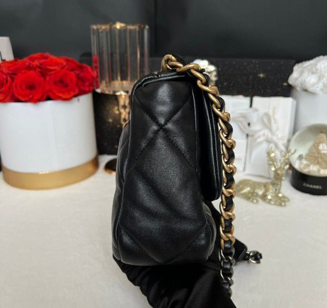 กระเป๋า chanel 19 สภาพสวย  รูปที่ 5