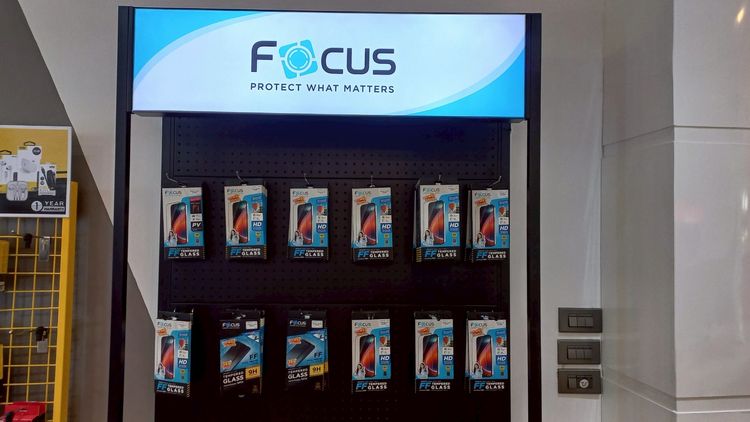 ตู้แขวนสินค้า เหล็กฉาก สีดํา ตะแกรงเจาะรู แบบในห้าง รูปที่ 2