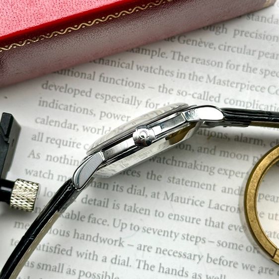 Vintage 1952’s Omega Seamaster white cross-hair dial automatic bumper รูปที่ 6