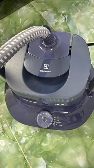 เตารีดถนอมผ้าไอน้ำ ELECTROLUX รุ่น E5GS1-44MN รูปที่ 3