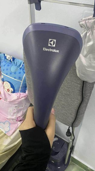 เตารีดถนอมผ้าไอน้ำ ELECTROLUX รุ่น E5GS1-44MN รูปที่ 7