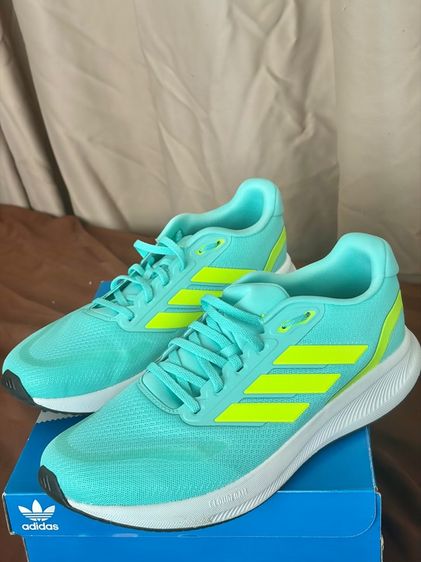 Adidas รูปที่ 2
