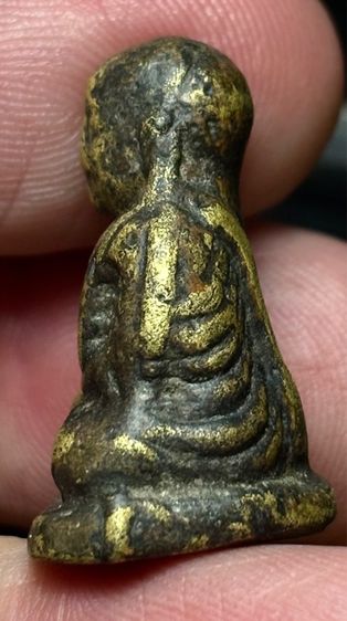 รูปหล่อหลวงพ่อเงินพิมพ์ขี้ตา  รูปที่ 2