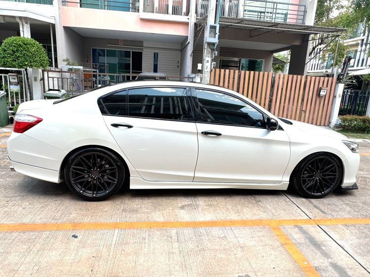 Honda Accord 2013 2.4 EL NAVI Sedan ไฟฟ้า LPG เกียร์อัตโนมัติ ขาว รูปที่ 2