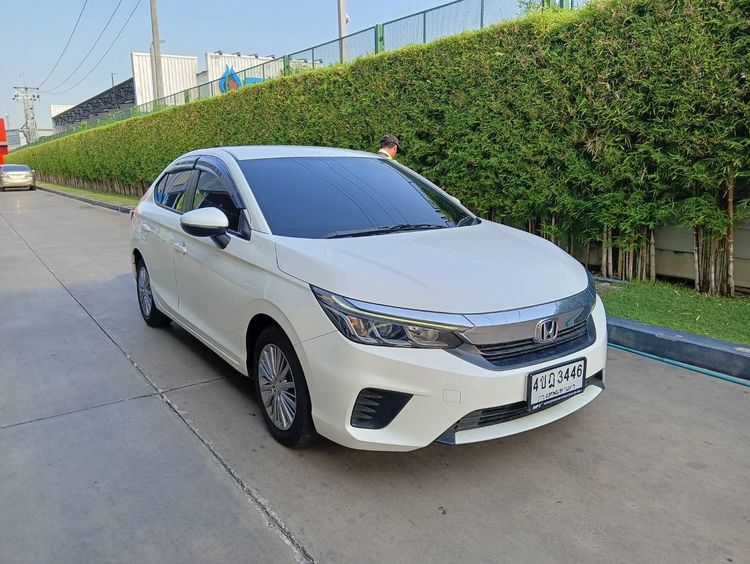 รถ Honda City 1.0 V สี ขาว