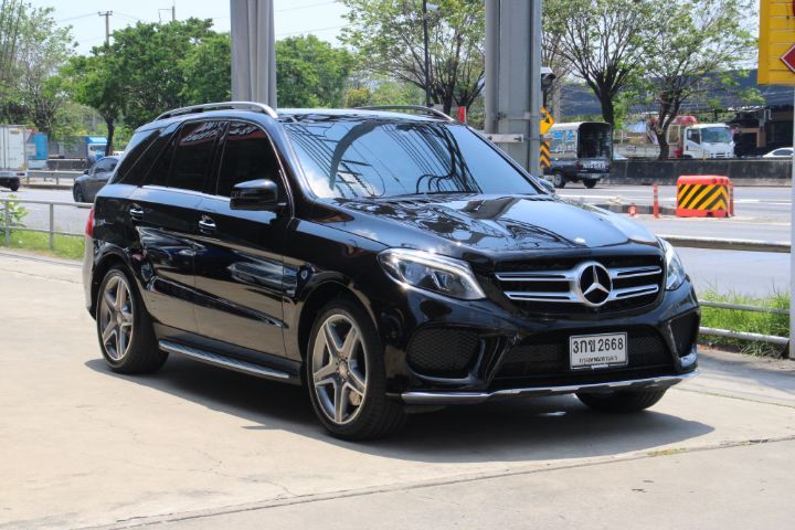 Mercedes-Benz GLE-Class 2016 GLE500 Utility-car ปลั๊กอินไฮบริด (PHEV) เกียร์อัตโนมัติ ดำ รูปที่ 4