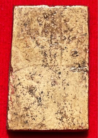 พระสมเด็จพิมพ์ใหญ่นิยมวัดระฆังลงรักสีแดง รูปที่ 3