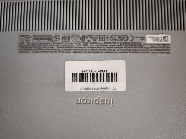 โน้ตบุ๊ก Dell Inspiron 15 รูปที่ 4