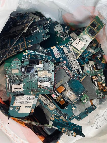 รับซื้อโทรศัพท์มือถือเสียพังรุ่นเก่าทุกสภาพ รูปที่ 4