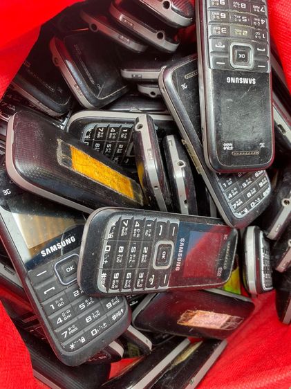 รับซื้อโทรศัพท์มือถือเสียพังรุ่นเก่าทุกสภาพ รูปที่ 12