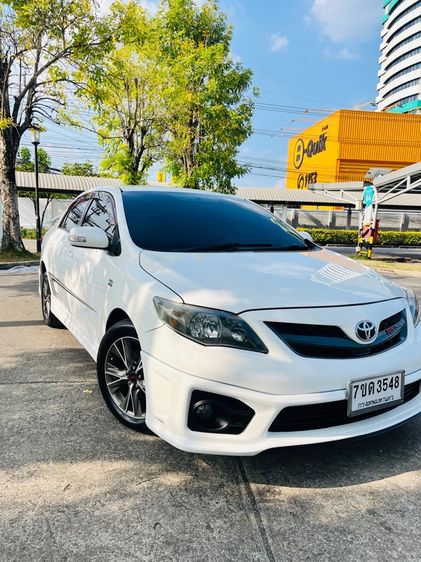 Toyota Altis 2013 1.8 TRD Sportivo Sedan เบนซิน ไม่ติดแก๊ส เกียร์อัตโนมัติ ขาว รูปที่ 2