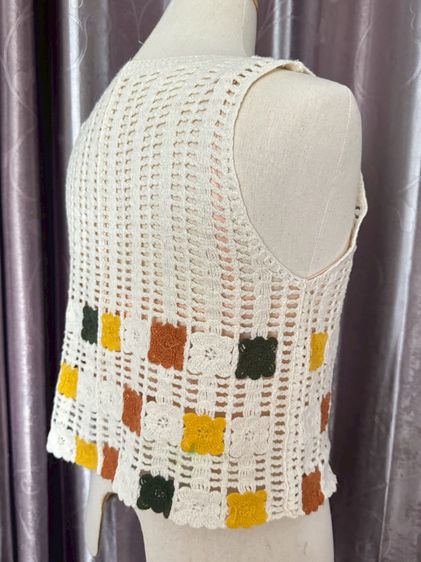 เสื้อกั๊กผ้านิตถักตาข่ายสีน้ำตาลลายดอกไม้ น่ารักมาก มีตัวเดียว รูปที่ 9