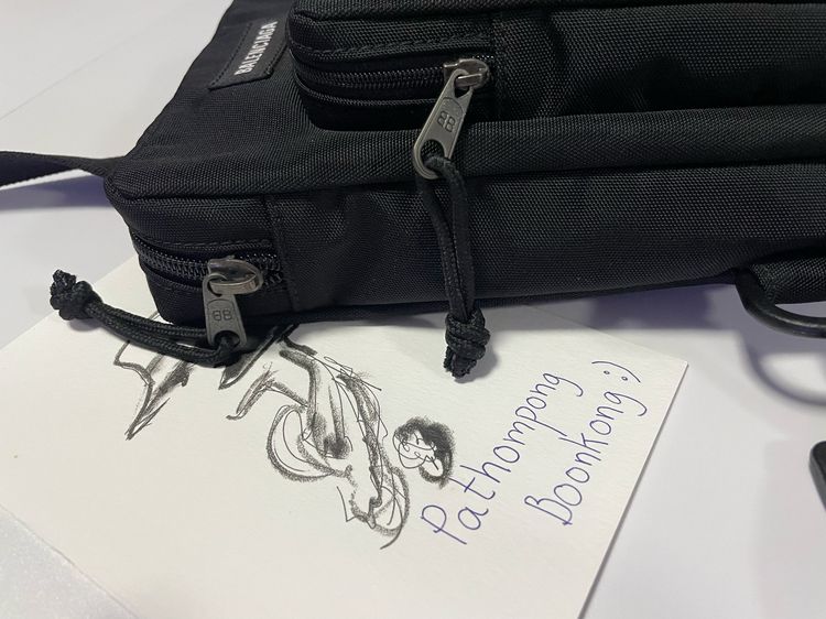 Used Balenciaga explorer crossbody bag อุปกรณ์ตามรูป ✅15,000THB รูปที่ 5