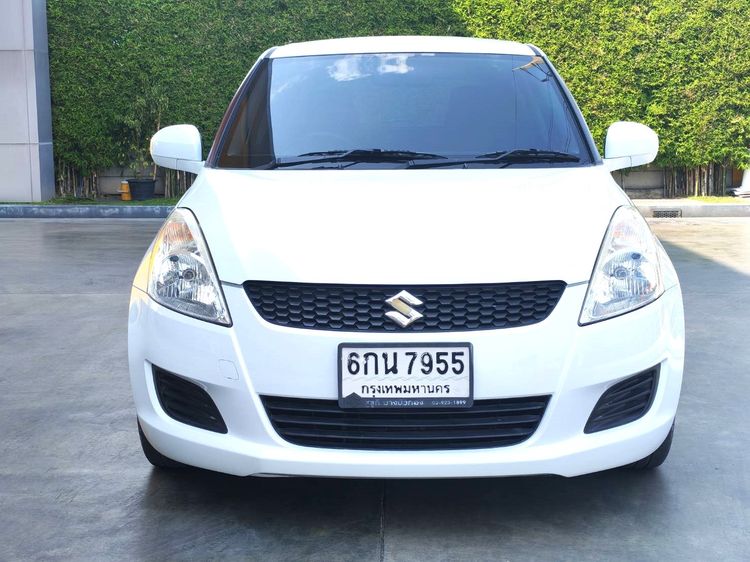 รถ Suzuki Swift 1.2 GL สี ขาว