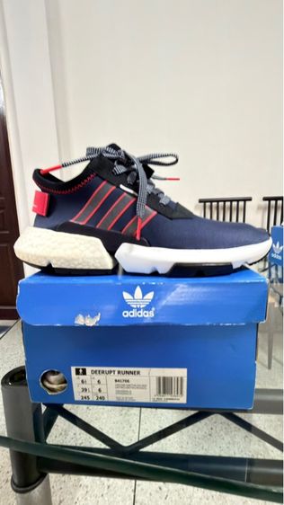 ไม่ระบุ Nike Adidas NB