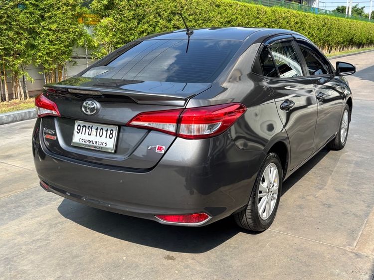 Toyota Yaris ATIV 2019 1.2 E Sedan เบนซิน ไม่ติดแก๊ส เกียร์อัตโนมัติ เทา รูปที่ 3