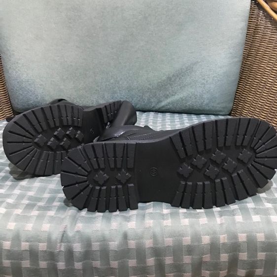 รองเท้าบูทหนังผู้หญิง ใหม่ รูปที่ 4