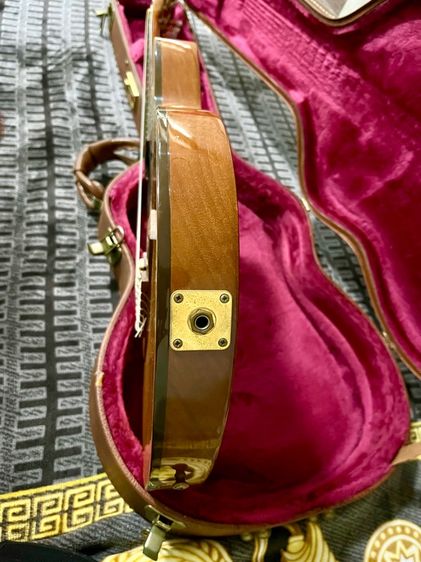 กีต้าร์ ไฟฟ้า กิ๊ปสัน (Gibson) รูปที่ 10