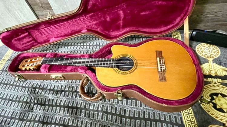 กีต้าร์ ไฟฟ้า กิ๊ปสัน (Gibson) รูปที่ 9