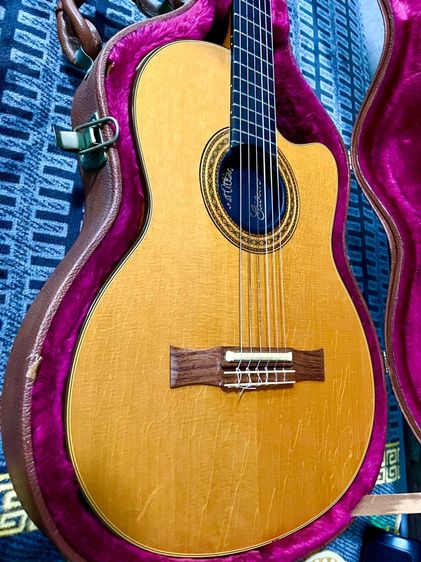 กีต้าร์ ไฟฟ้า กิ๊ปสัน (Gibson) รูปที่ 11