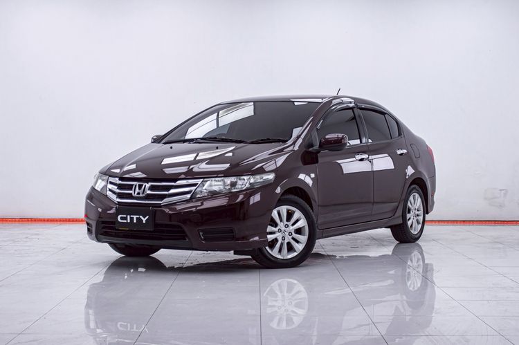 รถ Honda City 1.5 V สี แดง