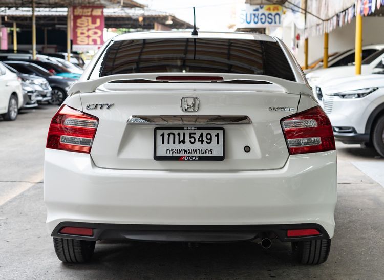 Honda City 2013 1.5 V i-VTEC Sedan เบนซิน ไม่ติดแก๊ส เกียร์อัตโนมัติ ขาว รูปที่ 4