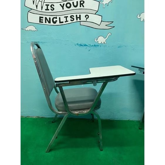 เก้าอี้เล็คเชอร์มือสองสภาพดี 690.- มารับสินค้าด้วยตัวเองนะคะไม่มีบริการส่ง รูปที่ 2