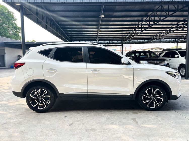 MG ZS 2023 1.5 X Utility-car เบนซิน เกียร์อัตโนมัติ ขาว รูปที่ 4