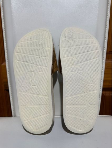 รองเท้าแตะ New Balance รูปที่ 6