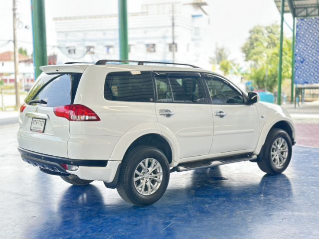 Mitsubishi Pajero Sport 2015 2.5 GT Utility-car ดีเซล ไม่ติดแก๊ส เกียร์อัตโนมัติ ขาว รูปที่ 3