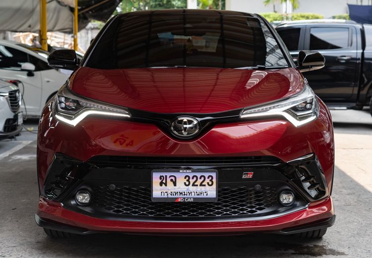 รถ Toyota C-HR 1.8 HEV GR Sport สี แดง