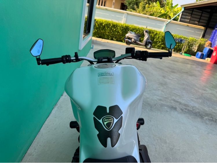 Ducati monster821 performance DP สีขาว ปี15จด16 วิ่ง 9,000โล รูปที่ 13