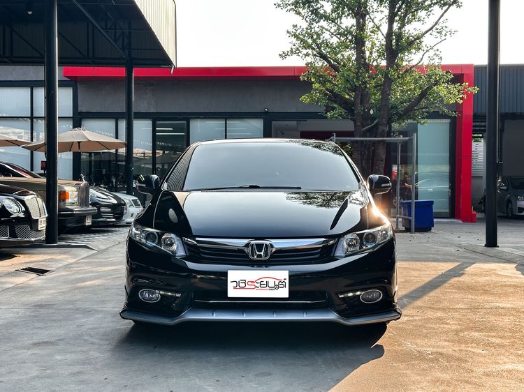 Honda Civic 2013 1.8 E i-VTEC Sedan เบนซิน เกียร์อัตโนมัติ ดำ รูปที่ 2
