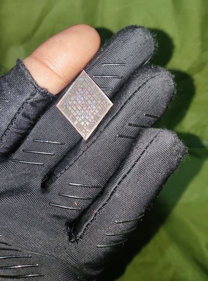 เหรียญข้าวหลามตัดหลวงปู่เอี่ยมรุ่นเศรษฐีน้อยปี58 หน้ากากเงินเนื้อทองแดง รูปที่ 2