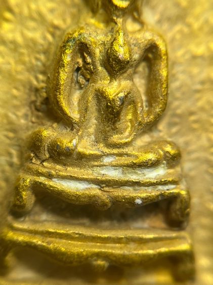 พระสมเด็จขาสิงห์พิมพ์พุฒซ้อนหลังครุฑใหญ่ รูปที่ 6