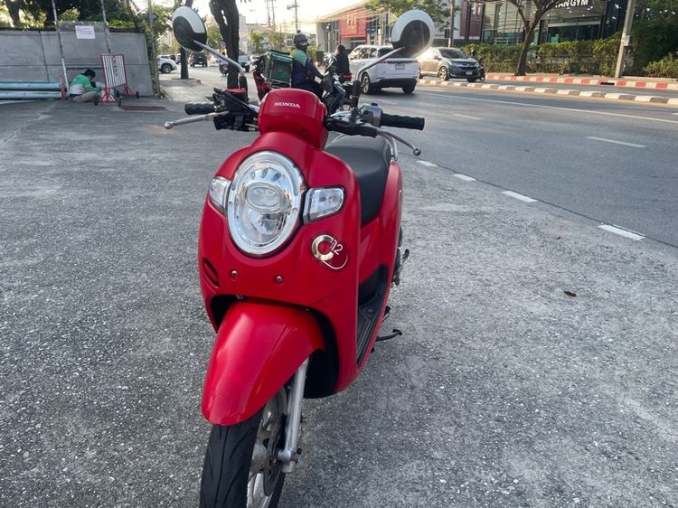 Honda scoopy iรถบ้านปี61 รูปที่ 2
