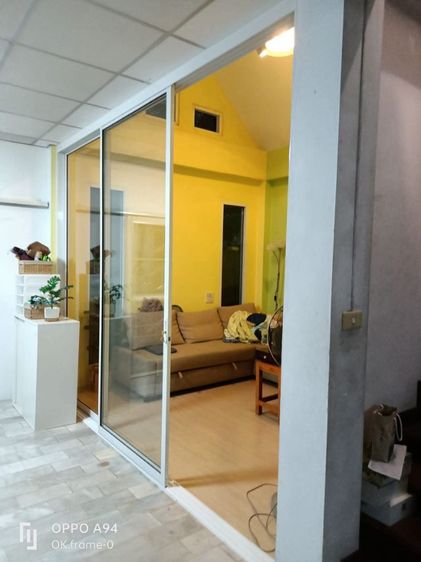 ร้านติดกระจกใกล้คุณ กั้นห้อง บานเลื่อน บานเฟี้ยม ฉากกั้นห้อง  ราคาช่างมาเอง0944624419 รูปที่ 3