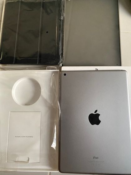 iPad gen 6 128GB ศูนย์ไทย สภาพสวย ปกติทุกอย่าง ไม่ติดอะไรทั้งสิ้น