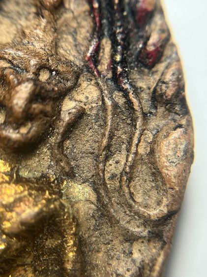 พระขุนแผนกรุบ้านกลางลงรักปิดทอง รูปที่ 7