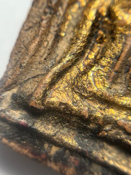 พระขุนแผนกรุบ้านกลางลงรักปิดทอง รูปที่ 12