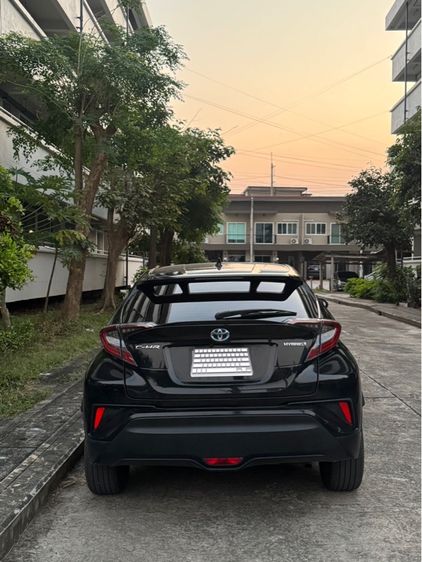 Toyota C-HR 2020 1.8 Hybrid Mid Utility-car ไฮบริด ไม่ติดแก๊ส เกียร์อัตโนมัติ ดำ รูปที่ 4