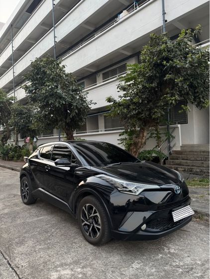 Toyota C-HR 2020 1.8 Hybrid Mid Utility-car ไฮบริด ไม่ติดแก๊ส เกียร์อัตโนมัติ ดำ รูปที่ 2