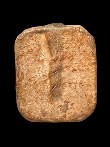 หลวงพ่อปานพิมพ์ทรงครุฑเนื้อดิน รูปที่ 2