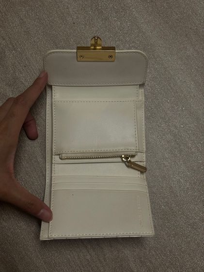 กระเป๋าสตางค์ Charles Keith รูปที่ 5