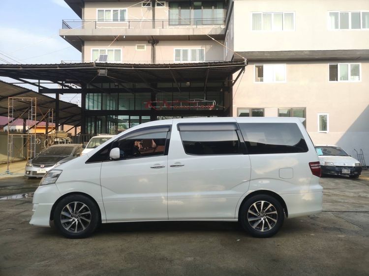 รถ Toyota Alphard 3.0 V6 สี ขาว