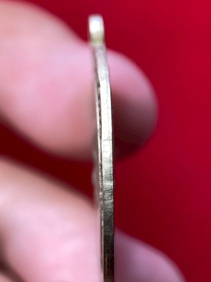 เหรียญ พระครูสุกกระธรรมวโรภาส หลวงพ่อท่านขาว วัดปากแพรก เนื้ออัลปาก้า รูปที่ 3