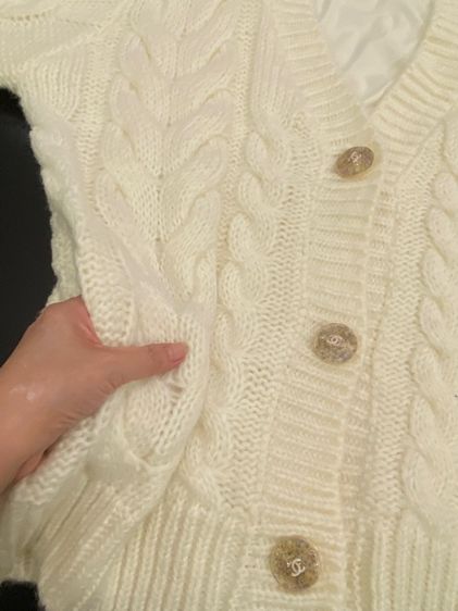 ชาแนล เสื้อไหมพรมฝรั่งเศส ถักทั้งตัว สภาพใหม่เอี่ยม รูปที่ 5