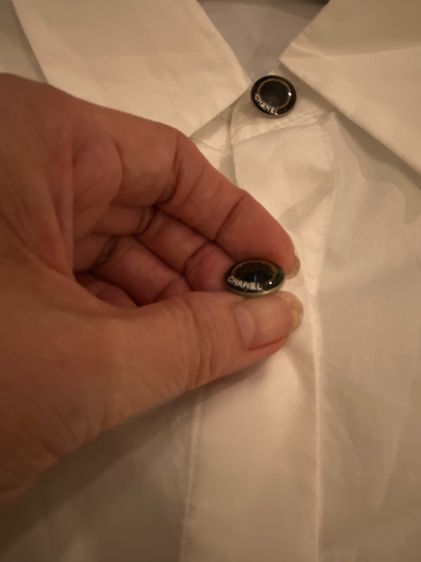 ชาแนล เสื้อเชิ้ตแขนสั้นสภาพใหม่เอี่ยม  รูปที่ 7