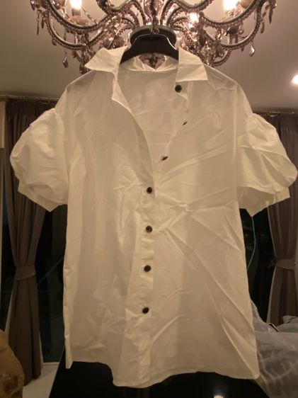 ชาแนล เสื้อเชิ้ตแขนสั้นสภาพใหม่เอี่ยม  รูปที่ 4
