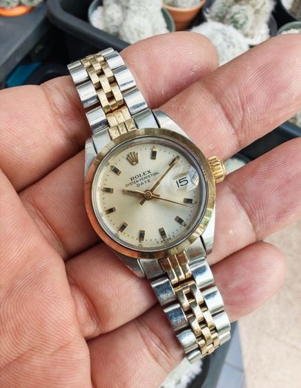 หลากสี นาฬิกา​ Vintage​ Rolex​ Oyster-Perpetual Date ​พร้อมสายม้วนแท้​ ราคาดีทึ่สุดครับ